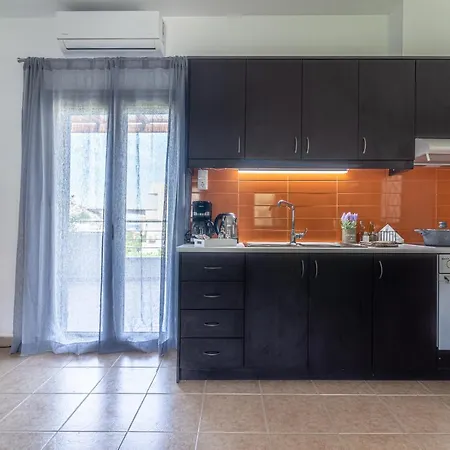 Ceronia Renovated House Near The *