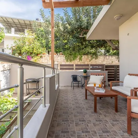 Ceronia Renovated House Near The Holiday home *