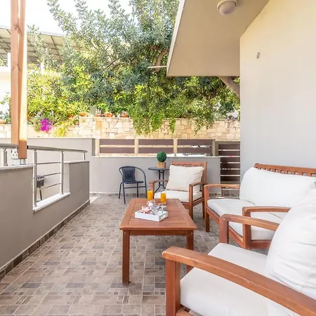 Ceronia Renovated House Near The *